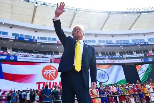 Chuyến thăm Ấn Độ 'hoành tráng' của Tổng thống Trump