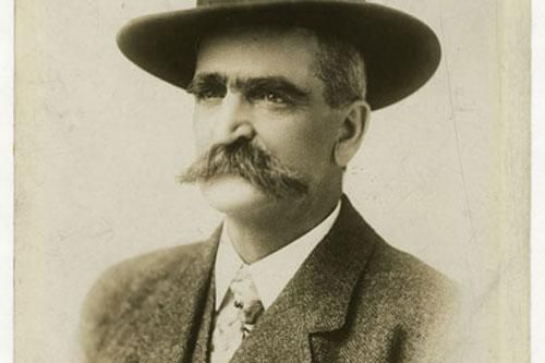Seth Bullock: Cảnh sát trưởng không cần súng