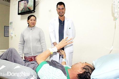 Hỗ trợ thay khớp háng cho người nghèo