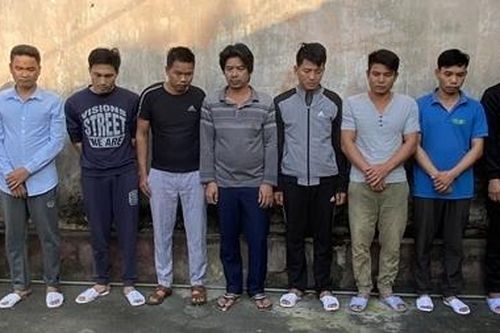 Khởi tố, bắt tạm giam 9 đối tượng trong sới bạc