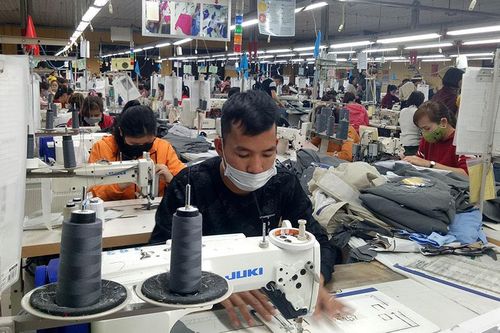 Hà Nội triển khai nhiều giải pháp hỗ trợ người lao động phòng, chống dịch Covid-19