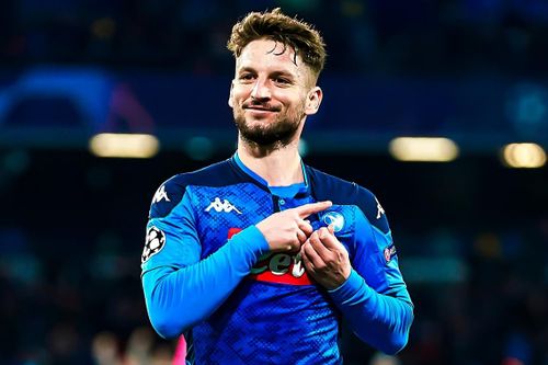 Mertens và cú cứa lòng vào góc cao làm tung lưới Barca