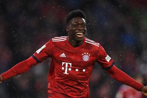 Alphonso Davies - ngôi sao trẻ Bayern tỏa sáng trước Chelsea