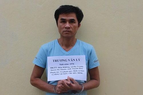 Tạm giữ đối tượng mua bán, tàng trữ trái phép động vật hoang dã