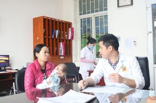 Yêu thương bệnh nhân - vẻ đẹp từ tâm người thầy thuốc