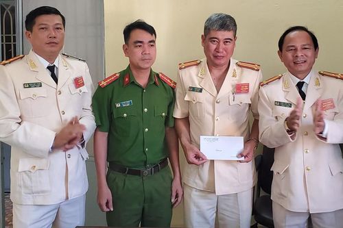 Xuyên đêm truy lùng kẻ gieo rắc 'cái chết trắng'