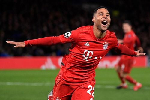 Xé lưới Chelsea, Serge Gnabry tái lập thành tích của Ronaldinho