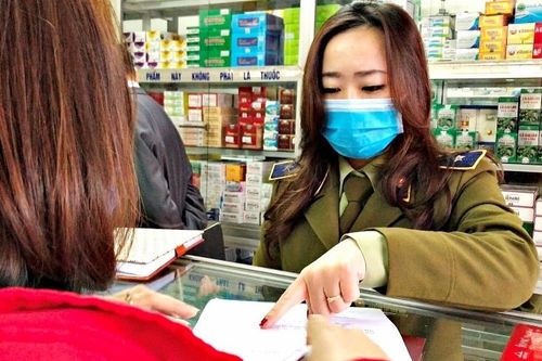 Xử phạt hơn 5.100 cửa hàng 'đẩy' giá khẩu trang và nước rửa tay
