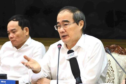 Lãnh đạo TP.HCM giải thích lý do kiến nghị chậm đi học trở lại