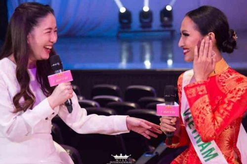 Hoài Sa trả lời tiếng Anh ấp úng gây thất vọng