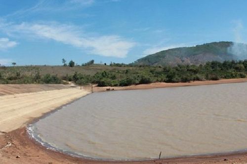 Đi chăn bò, hai bé gái đuối nước thương tâm khi tắm dưới đập