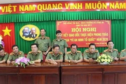 Cụm thi đua số 9: Ký kết giao ước thực hiện phong trào thi đua 'Vì an ninh Tổ quốc'
