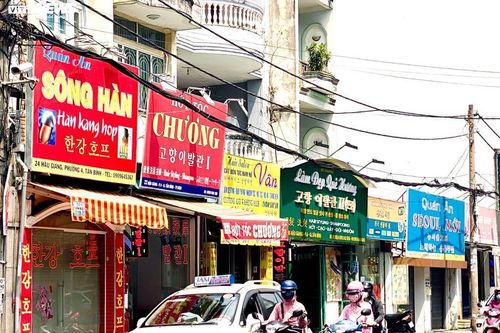 Phố người Hàn tại TP.HCM: Hàng quán 3 ngày không một bóng khách