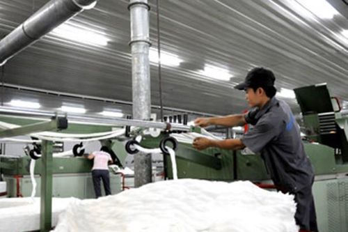 Thiếu nguyên liệu, doanh nghiệp đối mặt với nguy cơ ngừng sản xuất