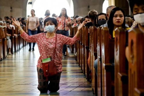 Bước ngoặt lớn xảy ra với virus corona, WHO nói vẫn chưa phải đại dịch