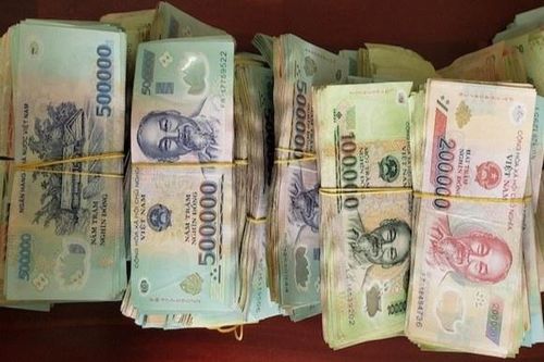Thu hơn 1 tỷ đồng của nhóm buôn ma túy ở miền Tây