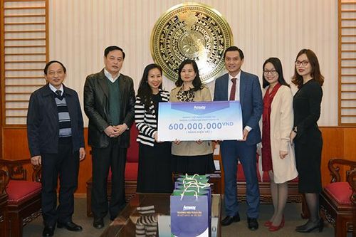 Amway Việt Nam chung tay cùng cộng đồng nỗ lực phòng, chống dịch Covid-19