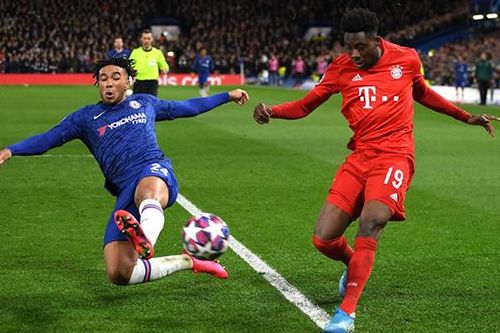 Alphonso Davies - Cơn lốc đường biên của Bayern là ai?