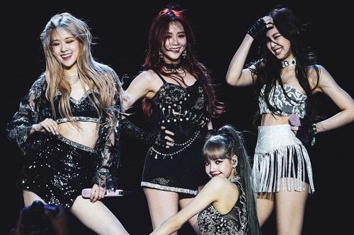 Màn trở lại của Blackpink trong tháng 3 bị hoãn do COVID-19