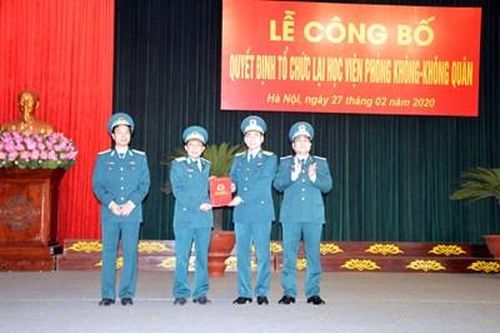 Lễ công bố quyết định tổ chức lại Học viện Phòng không-Không quân