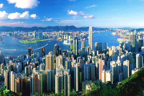 Hồng Công chi 15,4 tỷ USD để hỗ trợ tăng trưởng kinh tế
