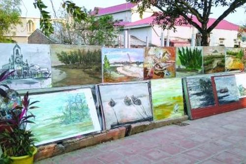 Workshop nghệ thuật bên bờ biển