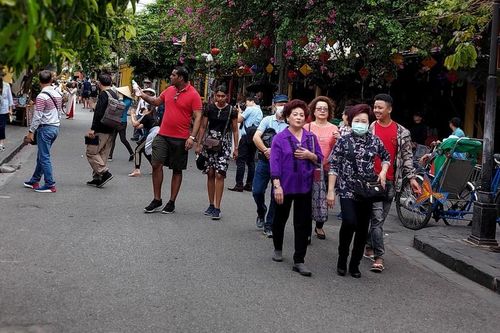 Hội An cách ly 2 du khách Hàn Quốc từng ở tâm dịch Daegu