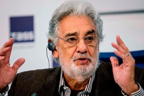 Divo huyền thoại Plácido Domingo U80 xin lỗi vì quấy rối tình dục loạt phụ nữ