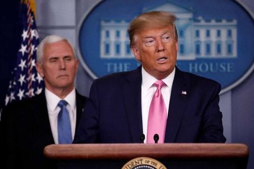 Ông Trump chỉ định Phó Tổng thống Mike Pence phụ trách ứng phó dịch Covid-19