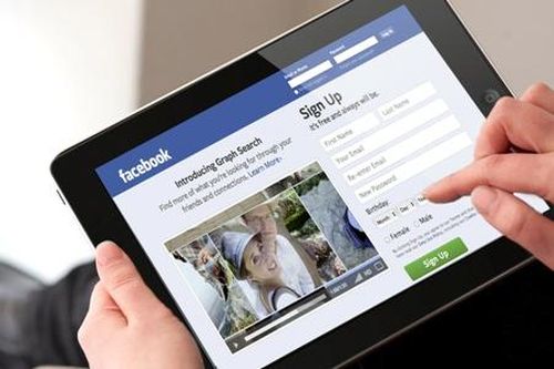 Hack Facebook của người Việt ở nước ngoài để lừa gần 4 tỷ