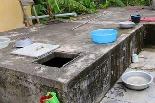 Hai cháu bé tử vong trong bể nước của gia đình