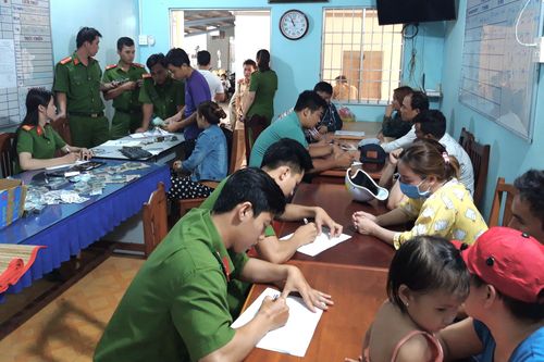 Bạc Liêu xét xử phúc thẩm vụ án hình sự về tội 'Gá bạc, đánh bạc'