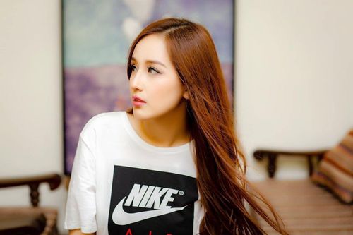 Mai Phương Thúy bị ngộ độc thức ăn khiến fans xót xa