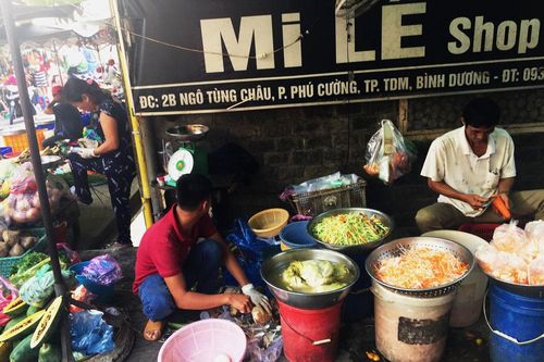 300 chuyến xe cứu người của chàng trai Bình Dương
