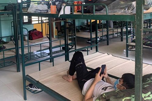 Việt Nam theo dõi, cách ly 105 trường hợp nghi ngờ COVID-19
