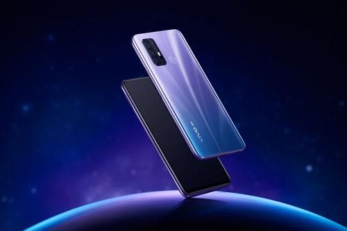 Vivo ra mắt smartphone 5G, RAM 8 GB, 4 camera sau, pin 5.000 mAh, sạc 44W, giá 'mềm'