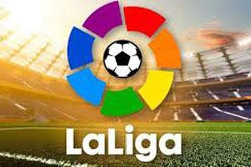 FIFA yêu cầu La Liga bỏ luật chuyển nhượng khẩn cấp, tránh tiền lệ Barca