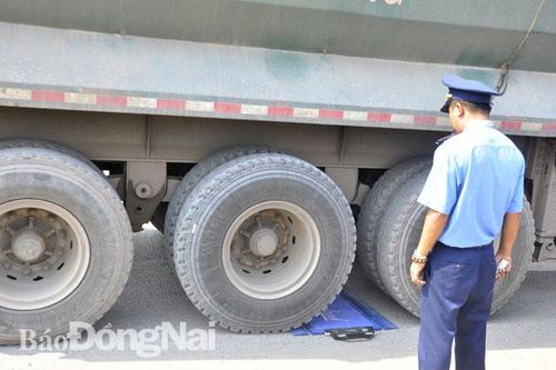''Không có vùng cấm'' trong xử lý xe quá tải