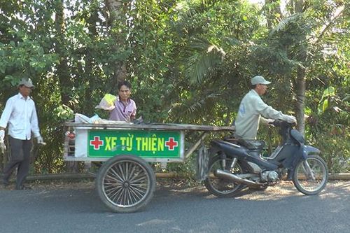 Lai Vung ra mắt đội tuyên truyền thu gom rác thải