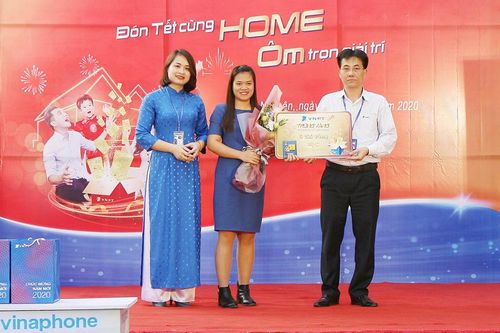 3 khách hàng của VNPT Thái Nguyên trúng thưởng 5 chỉ vàng SJC