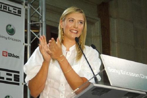Nữ hoàng quần vợt Maria Sharapova tuyên bố giải nghệ