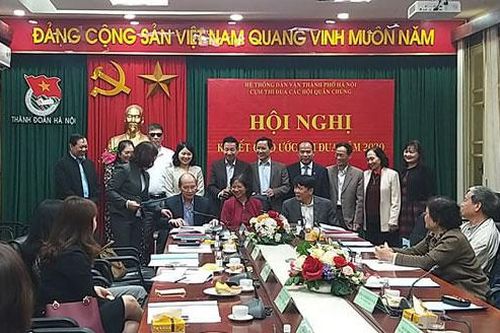 Cụm thi đua các hội quần chúng thành phố Hà Nội ký kết giao ước thi đua năm 2020