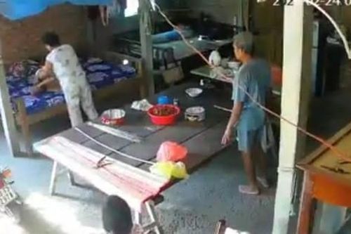 Con trai và con dâu hành hạ mẹ già gần 90 tuổi ở Tiền Giang sẽ phải chịu hình phạt nào?