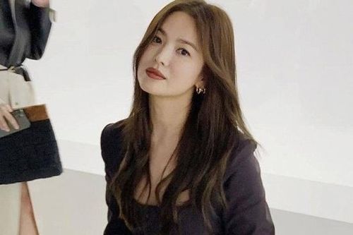 Người Hàn lo lắng khi Song Hye Kyo, Park Min Young vừa trở về từ Milan