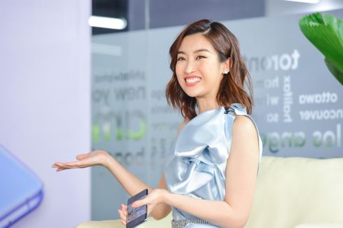 Đỗ Mỹ Linh: 'Khoảnh khắc đời thường của tôi hút fan hơn ảnh lộng lẫy'
