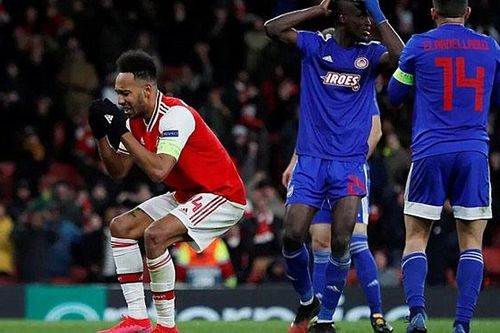 Aubameyang suýt bật khóc sau pha bỏ lỡ ở phút 123, khiến Arsenal bị loại
