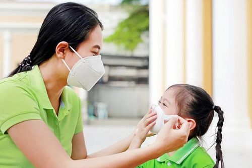 Chủ động cách ly, theo dõi những trường hợp có yếu tố dịch tễ