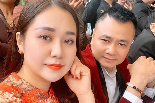 Điều ít biết về người vợ giáo viên đảm đang của NSND Tự Long