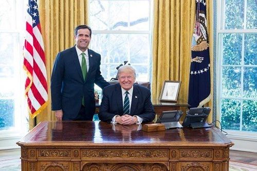 Ông Trump tái đề cử đồng minh làm giám đốc tình báo Mỹ