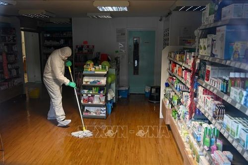 Anh ưu tiên các biện pháp phòng ngừa dịch bệnh COVID-19